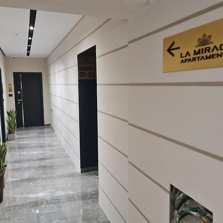 La Mirage Apartment 04 地拉那 外观 照片