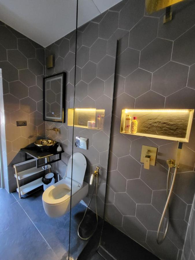 La Mirage Apartment 04 地拉那 外观 照片