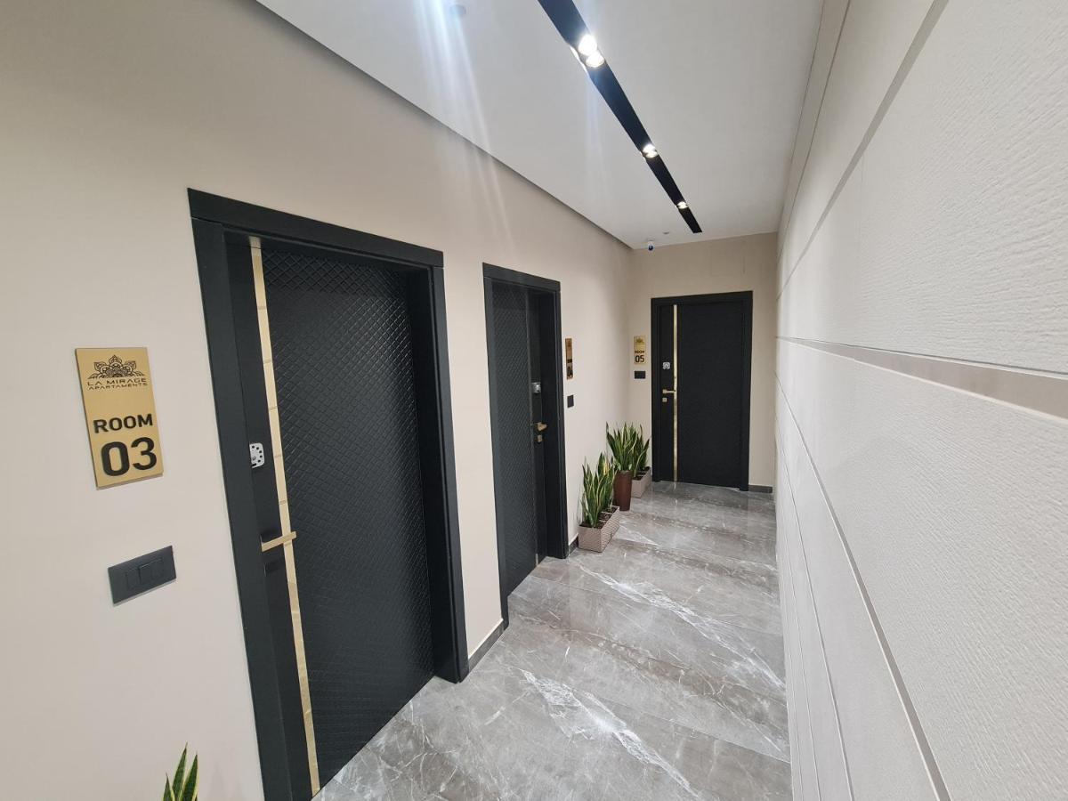 La Mirage Apartment 04 地拉那 外观 照片