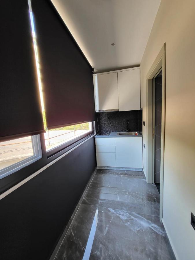 La Mirage Apartment 04 地拉那 外观 照片