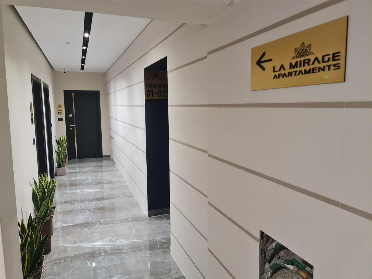 La Mirage Apartment 04 地拉那 外观 照片